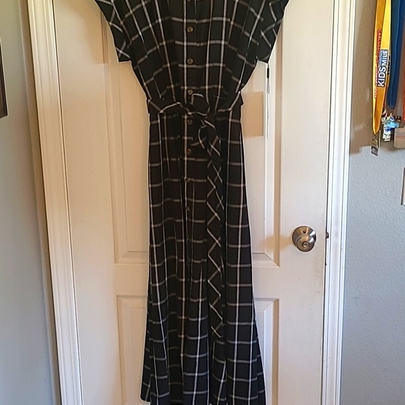 NWT Calvin Klein Gauzy windowpane shirt dress - Picture 7 of 10